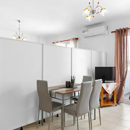 Aegean Breeze Haráki