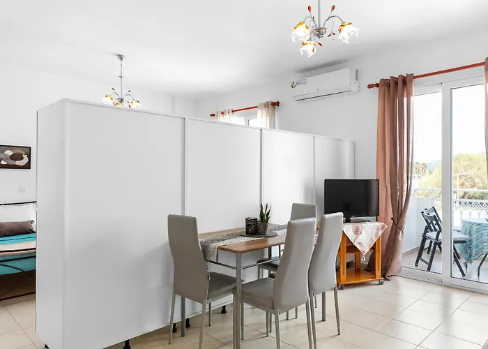 Aegean Breeze Haraki